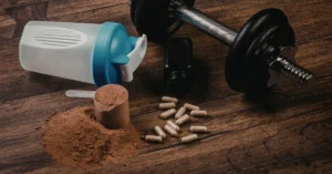 diferentes objetos y suplementos haciendo referencia a 3 Suplementos Valiosos para tu Metabolismo: Magnesio, Omega 3 y Vitamina D